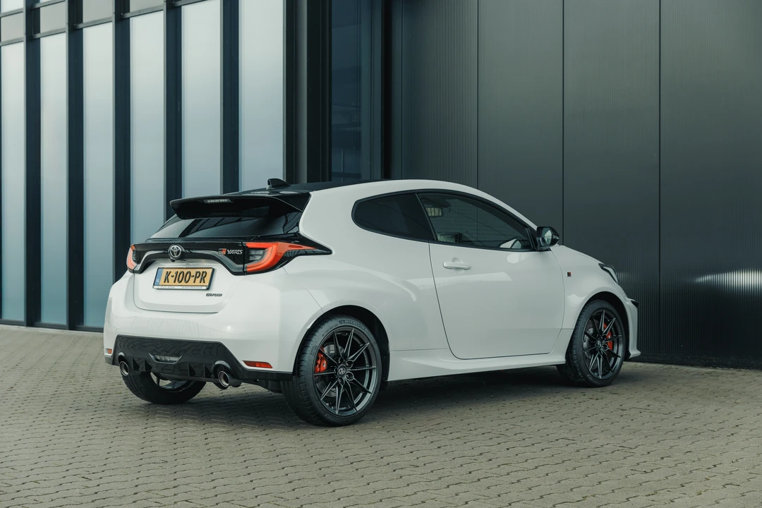 2021 Toyota Yaris - Image 15 of 31
