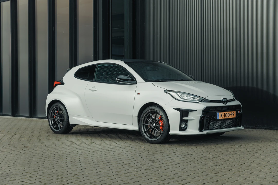 2021 Toyota Yaris - Image 9 of 31