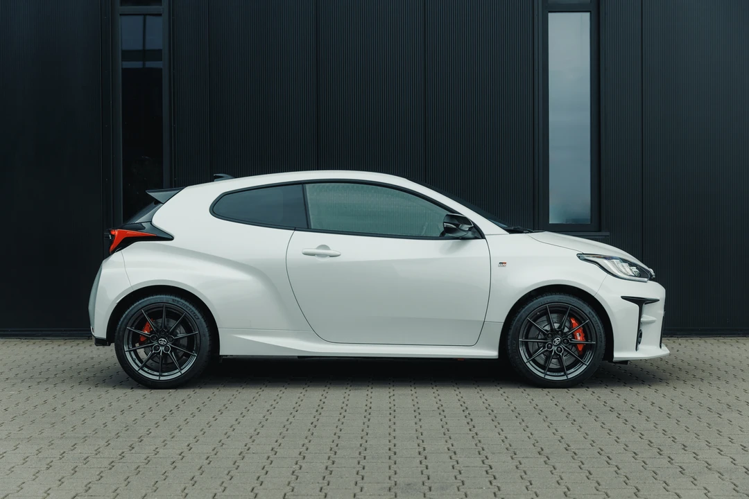 2021 Toyota Yaris - Image 8 of 31