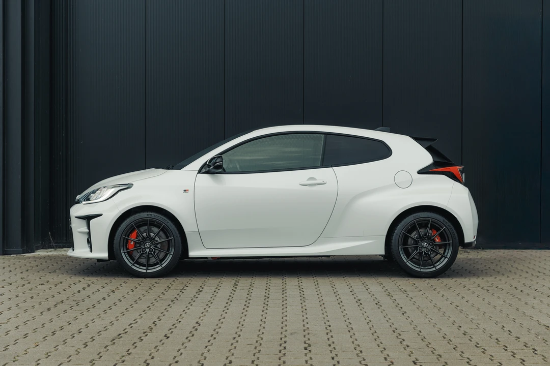 2021 Toyota Yaris - Image 12 of 31