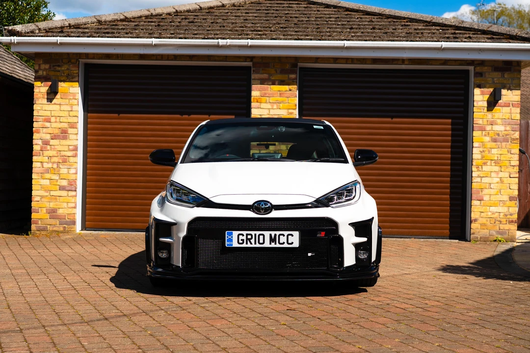 2021 Toyota Yaris - Image 2 of 31