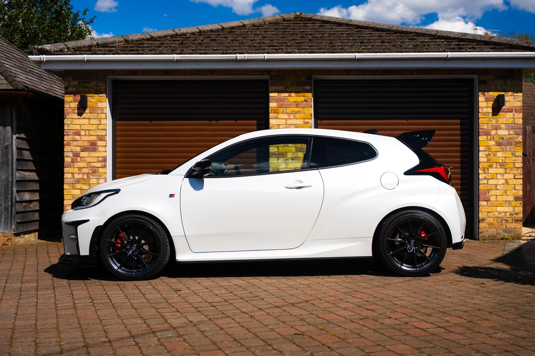 2021 Toyota Yaris - Image 8 of 31
