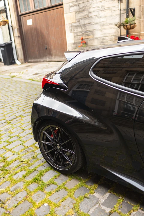 2021 Toyota Yaris - Image 12 of 31