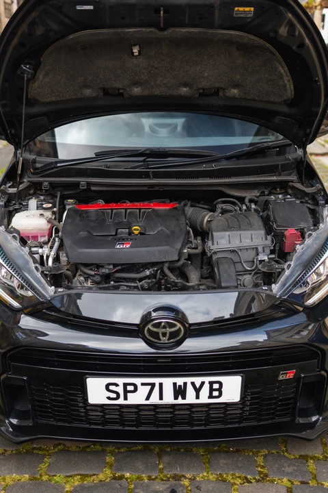 2021 Toyota Yaris - Image 10 of 31