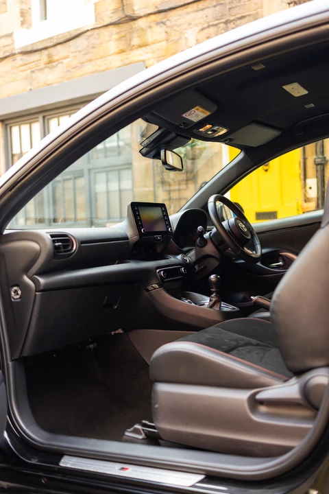 2021 Toyota Yaris - Image 28 of 31