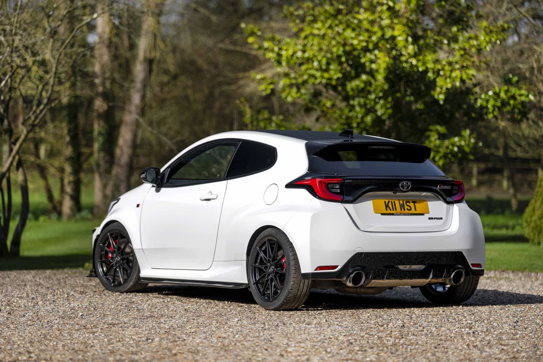 2021 Toyota Yaris - Image 7 of 31
