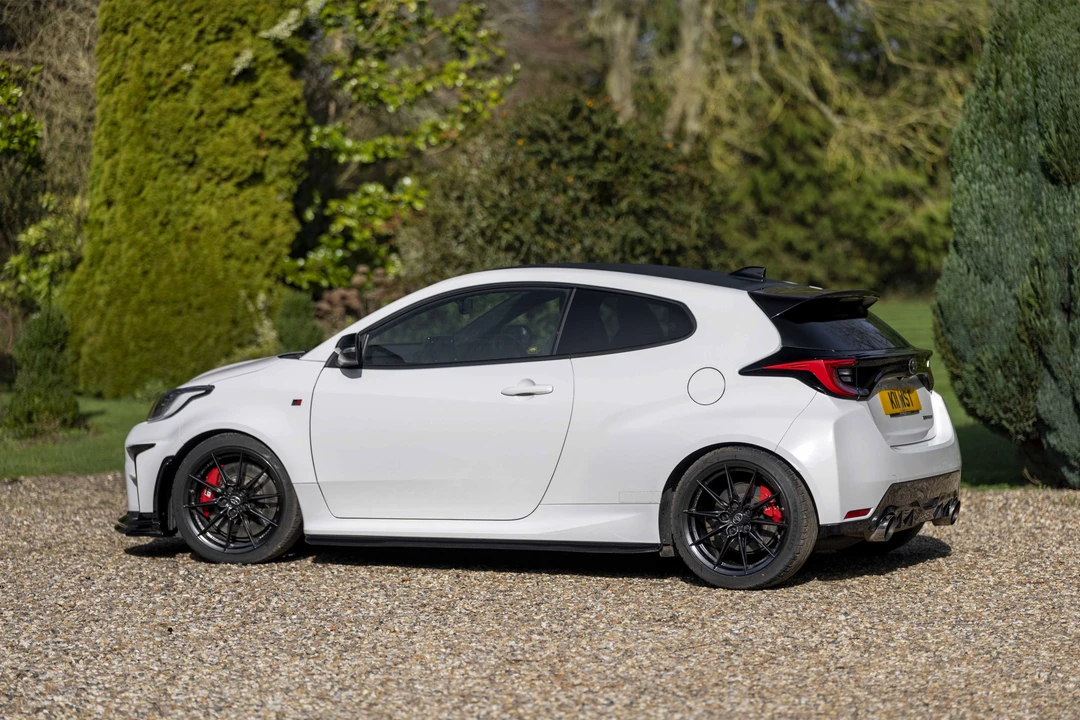 2021 Toyota Yaris - Image 8 of 31