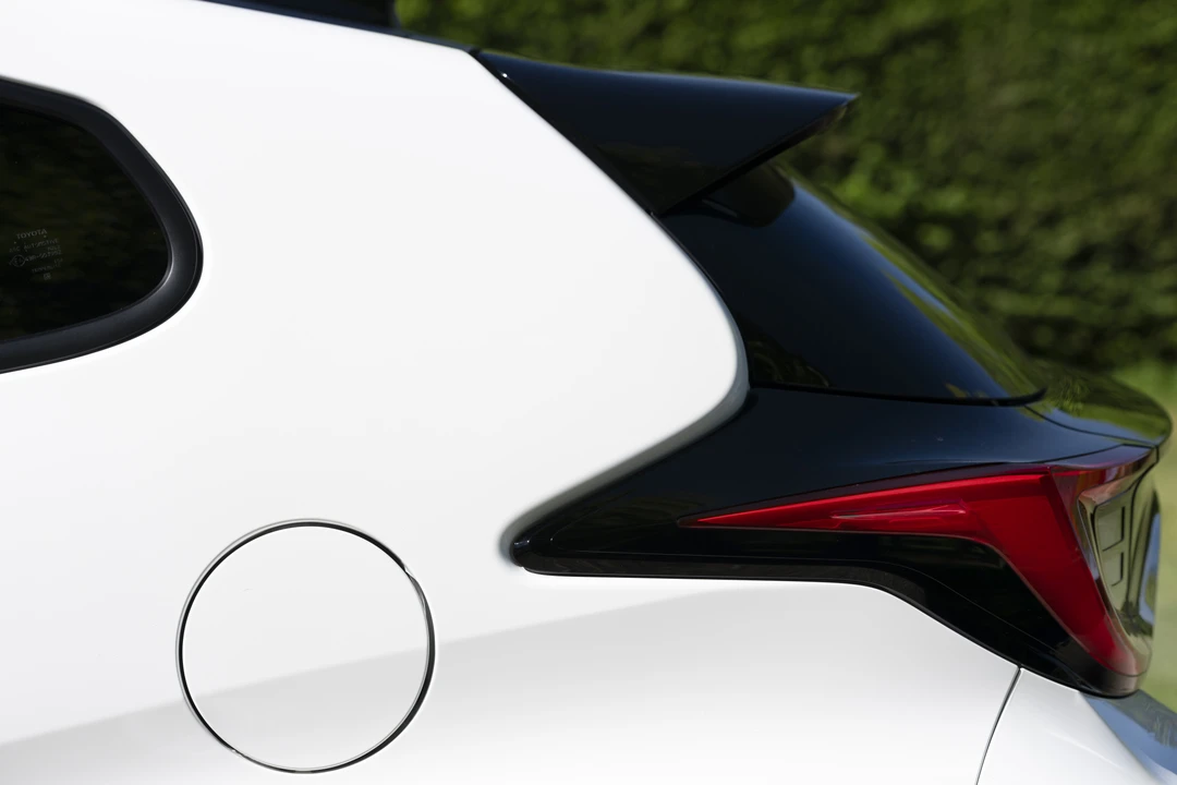 2021 Toyota Yaris - Image 25 of 31