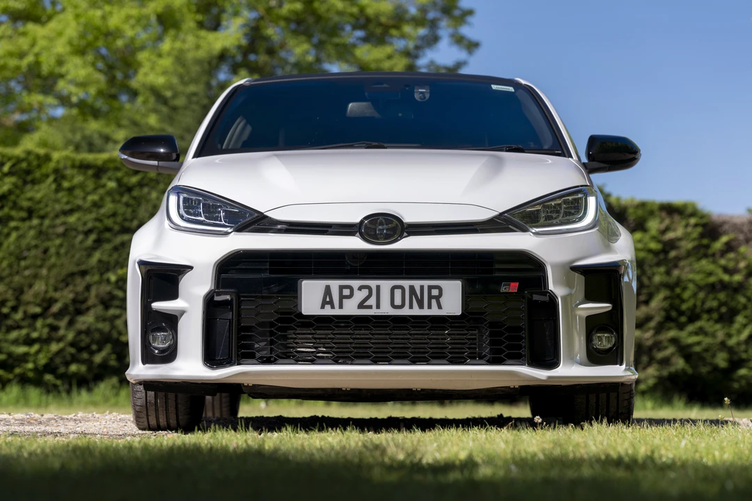 2021 Toyota Yaris - Image 10 of 31