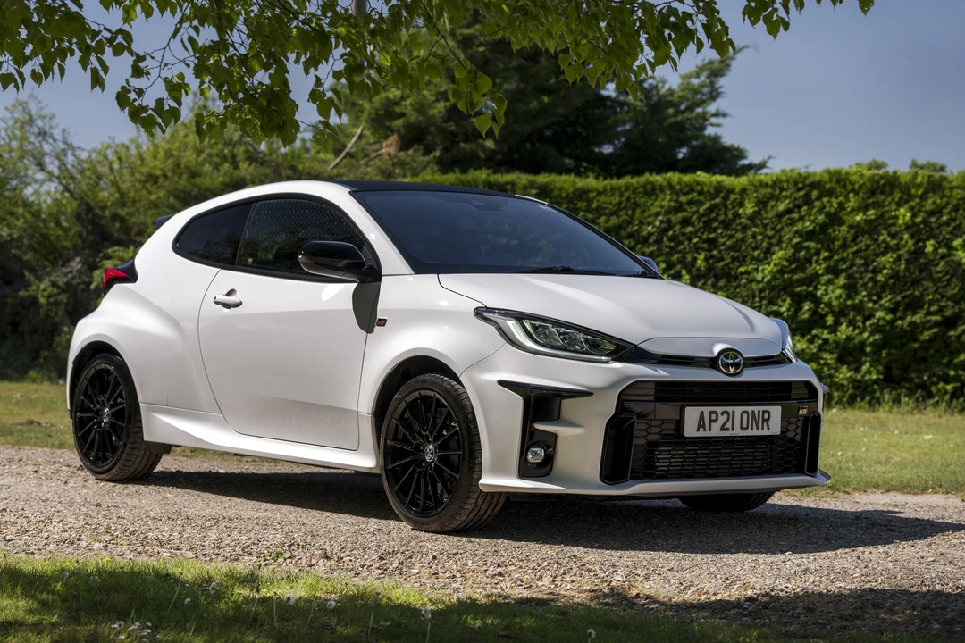 2021 Toyota Yaris - Image 3 of 31