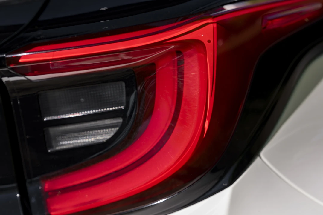2021 Toyota Yaris - Image 19 of 31