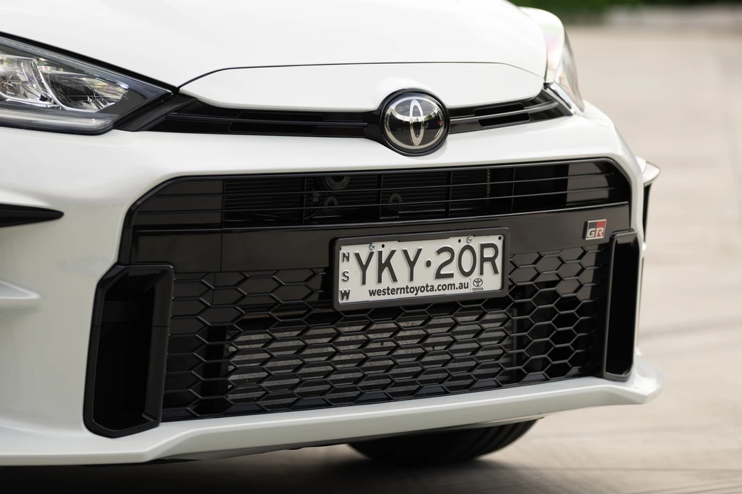 2023 Toyota Yaris - Image 14 of 31