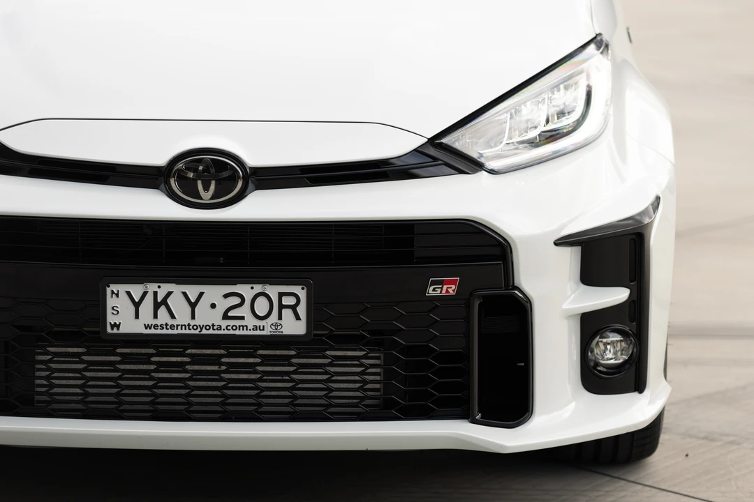 2023 Toyota Yaris - Image 16 of 31