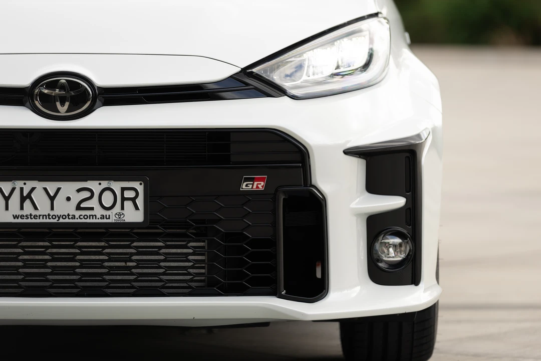 2023 Toyota Yaris - Image 17 of 31