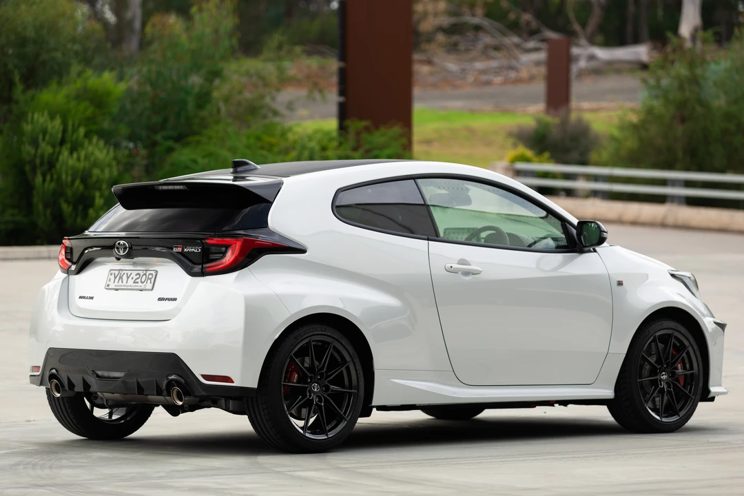2023 Toyota Yaris - Image 5 of 31