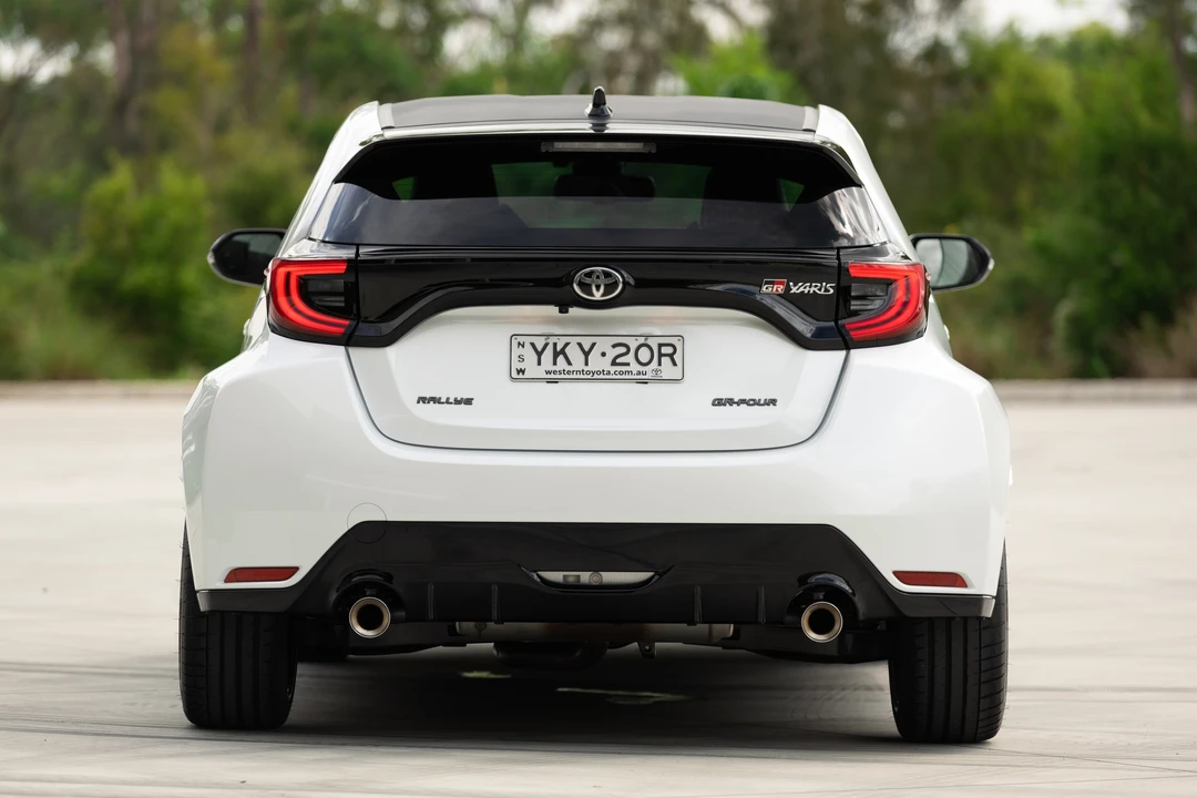 2023 Toyota Yaris - Image 6 of 31