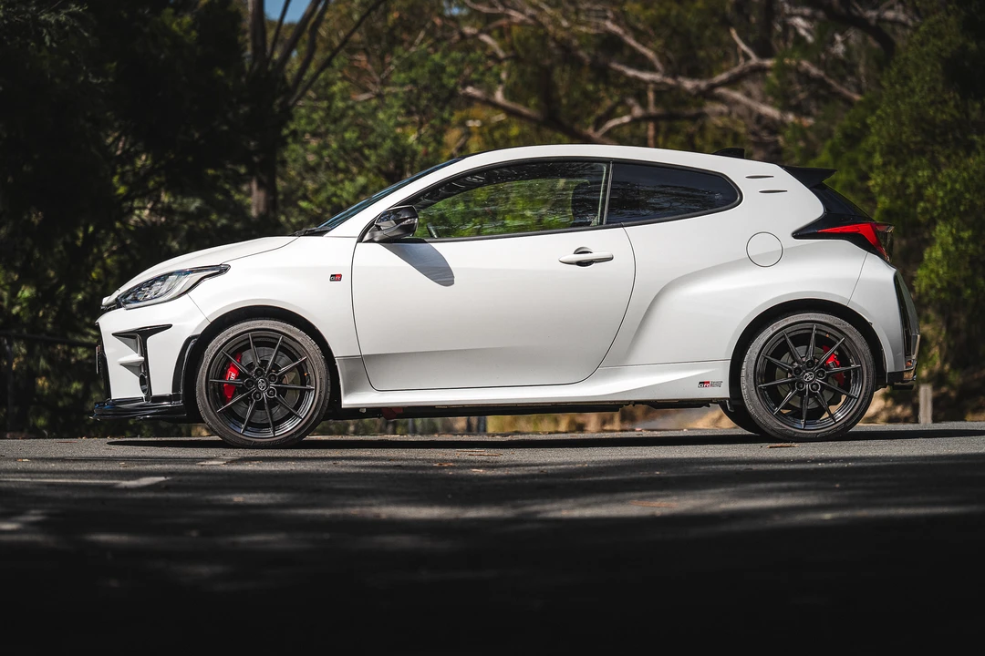 2021 Toyota Yaris - Image 8 of 31