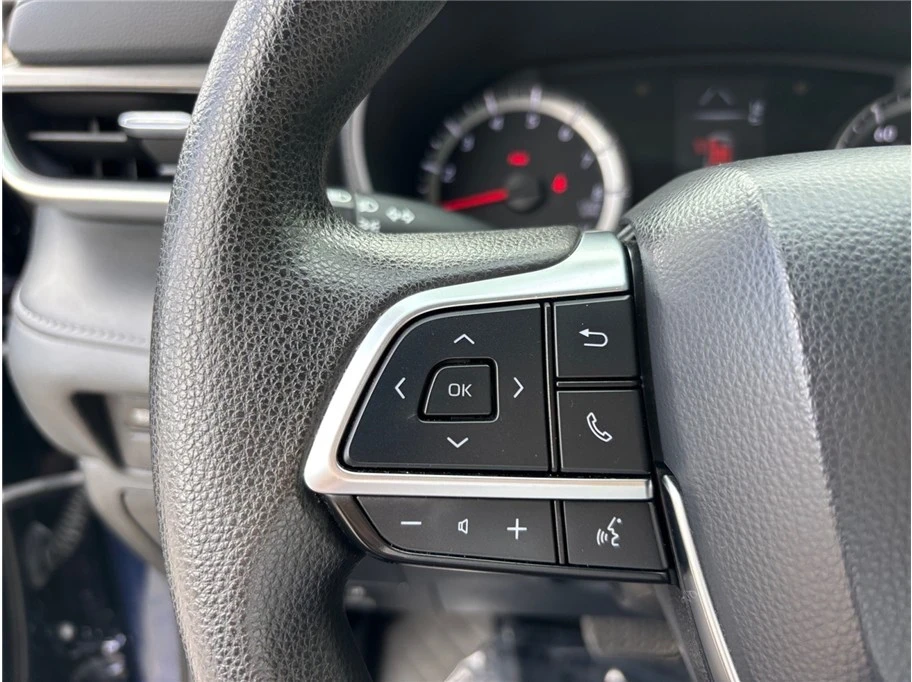 2021 Toyota Highlander - Image 19 of 21