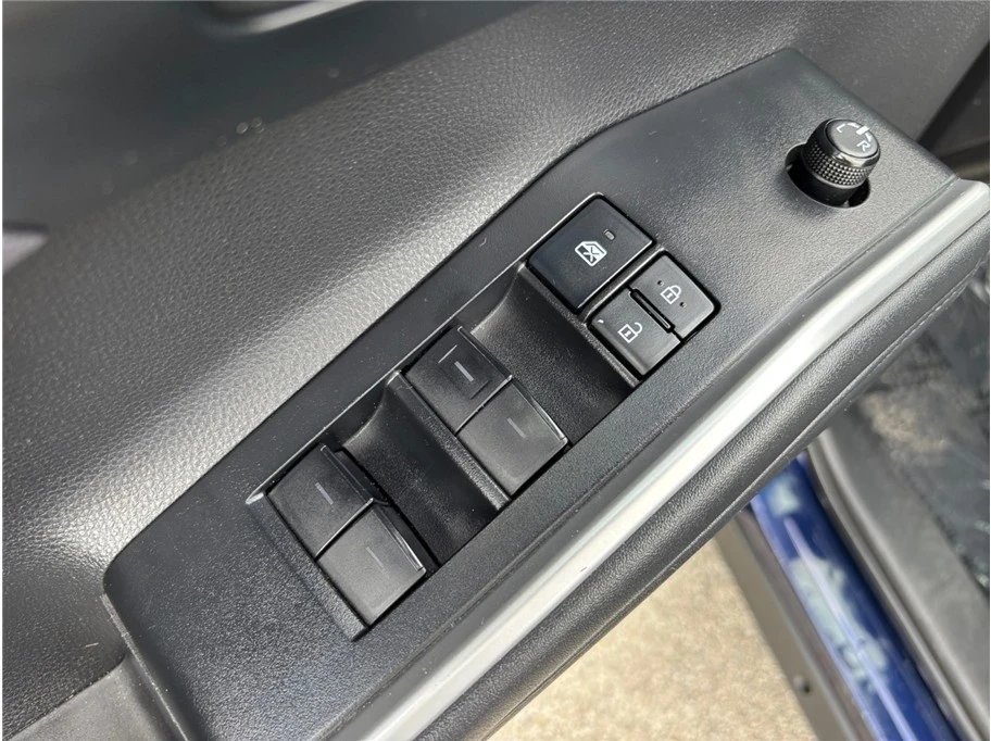 2021 Toyota Highlander - Image 16 of 21
