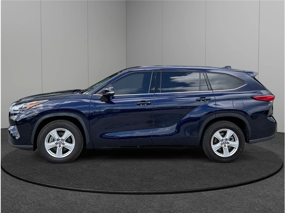 2021 Toyota Highlander - Image 5 of 21