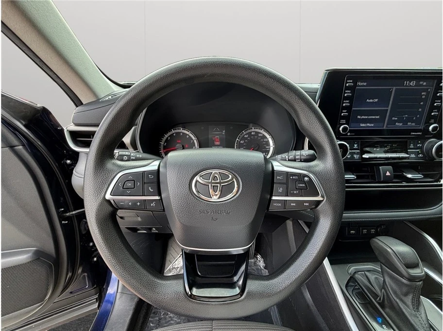 2021 Toyota Highlander - Image 18 of 21