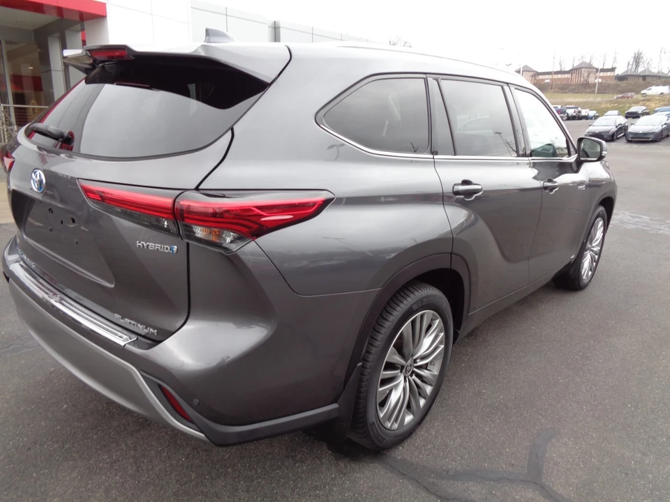 2021 Toyota Highlander - Image 4 of 21
