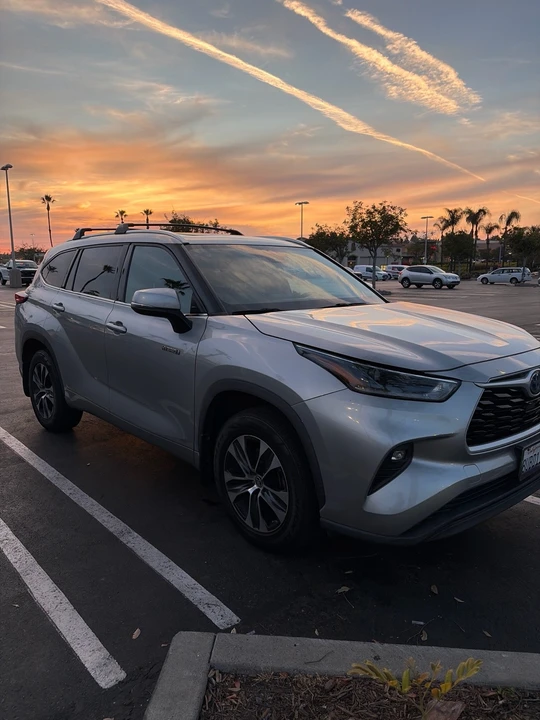 2021 Toyota Highlander - Image 6 of 19