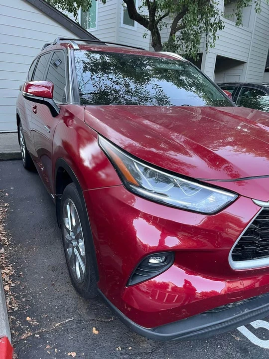 2021 Toyota Highlander - Image 8 of 11