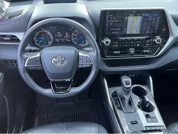 2021 Toyota Highlander - Image 2 of 5