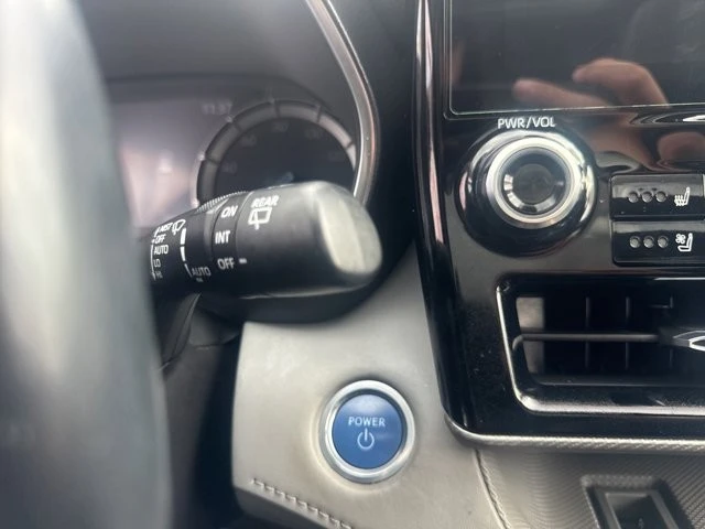2021 Toyota Highlander - Image 7 of 12