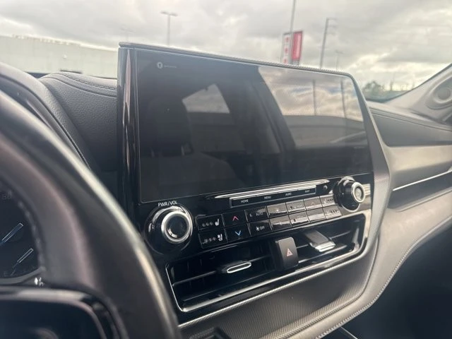 2021 Toyota Highlander - Image 11 of 12
