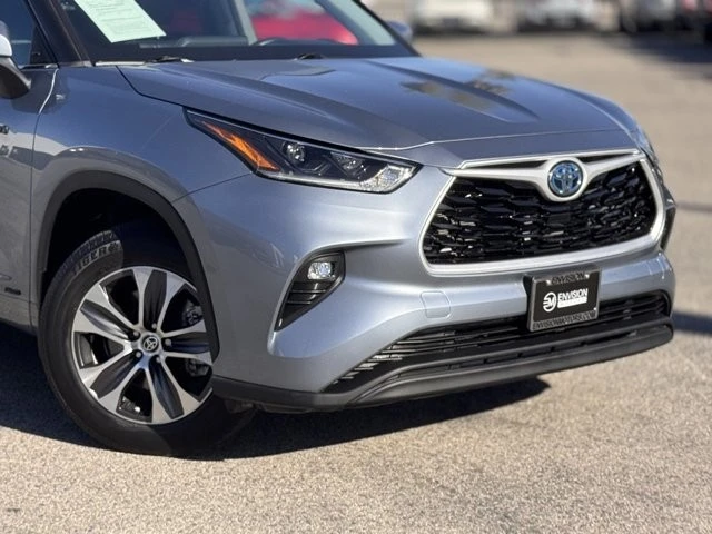 2021 Toyota Highlander - Image 3 of 12