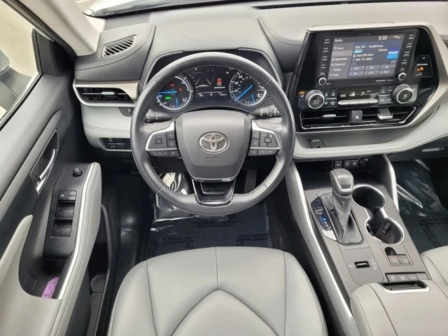 2021 Toyota Highlander - Image 11 of 12