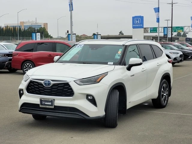 2021 Toyota Highlander - Image 9 of 12