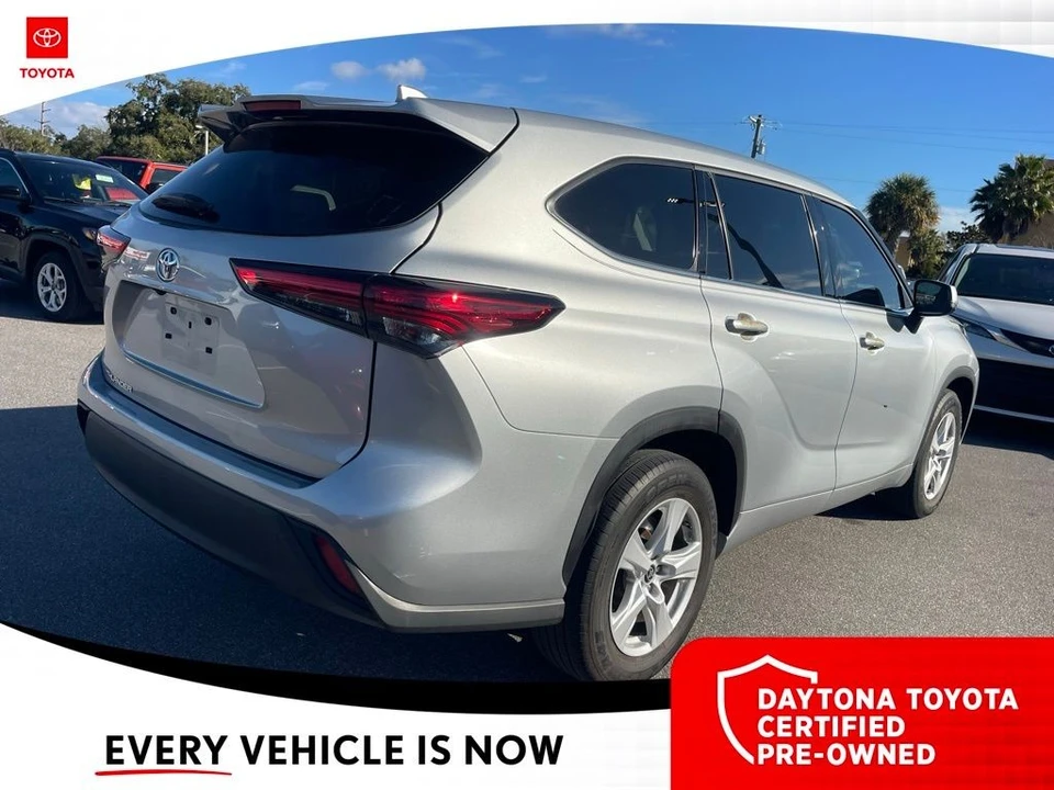 2021 Toyota Highlander - Image 5 of 10