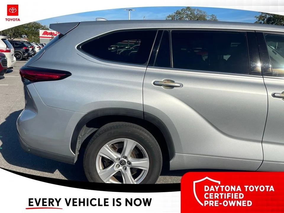 2021 Toyota Highlander - Image 10 of 10