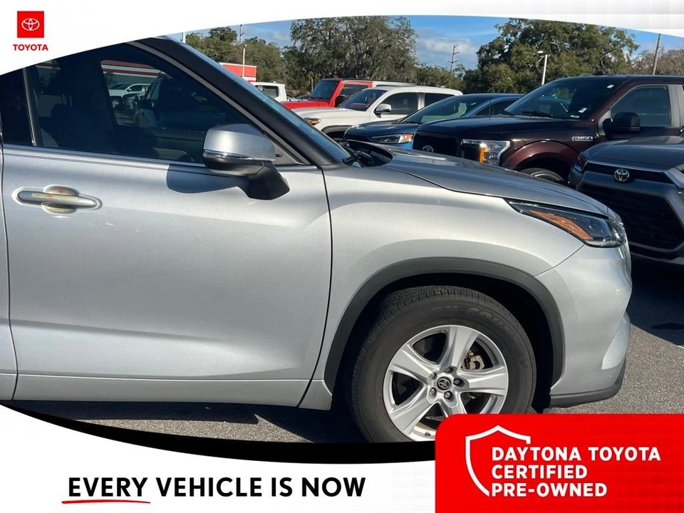 2021 Toyota Highlander - Image 4 of 10