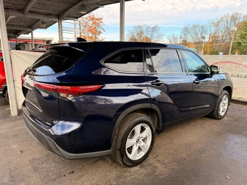 2021 Toyota Highlander - Image 12 of 12