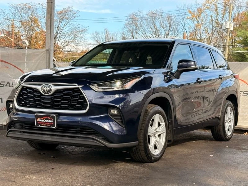 2021 Toyota Highlander - Image 3 of 12