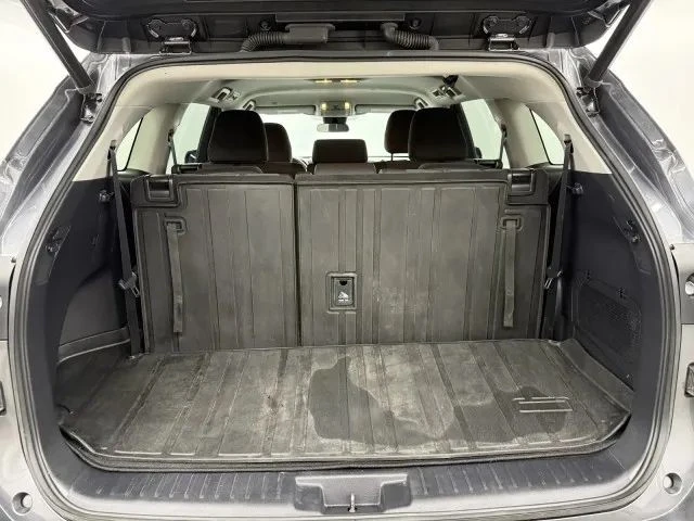 2021 Toyota Highlander - Image 7 of 12