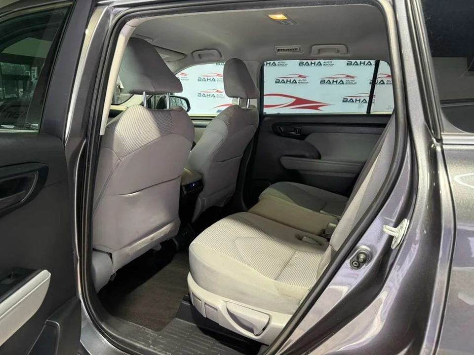 2021 Toyota Highlander - Image 28 of 31