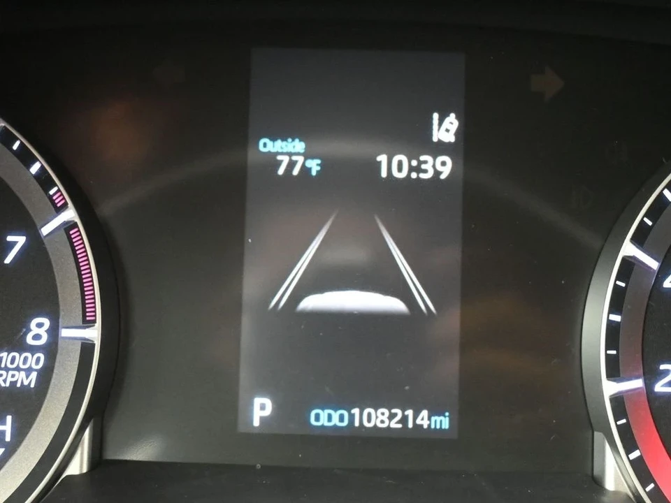 2021 Toyota Highlander - Image 16 of 21