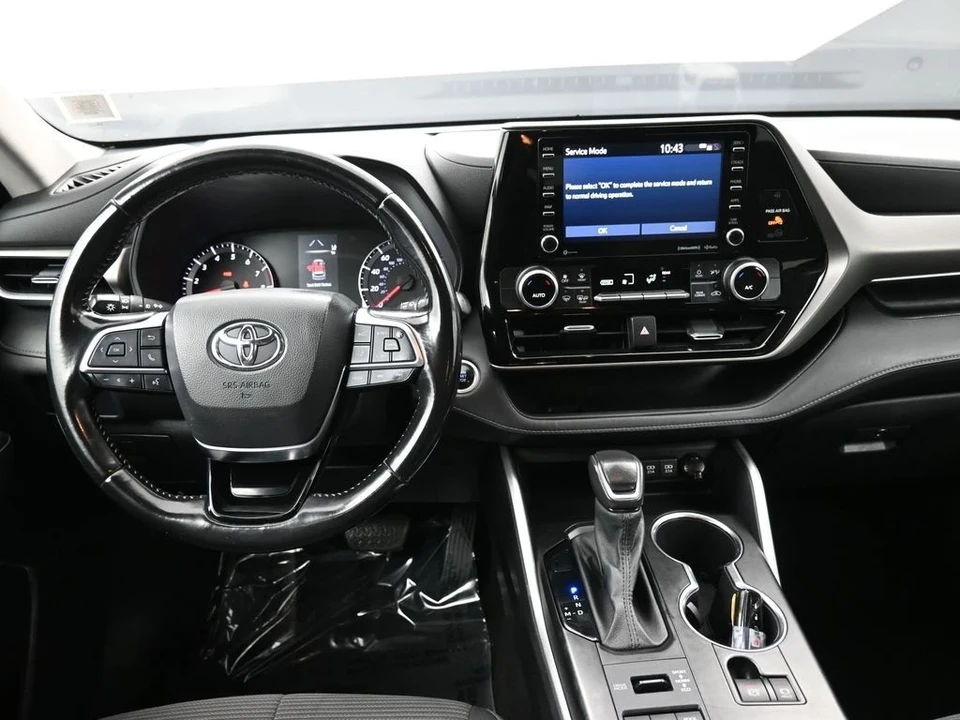 2021 Toyota Highlander - Image 19 of 21