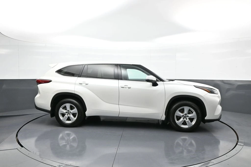 2021 Toyota Highlander - Image 5 of 12