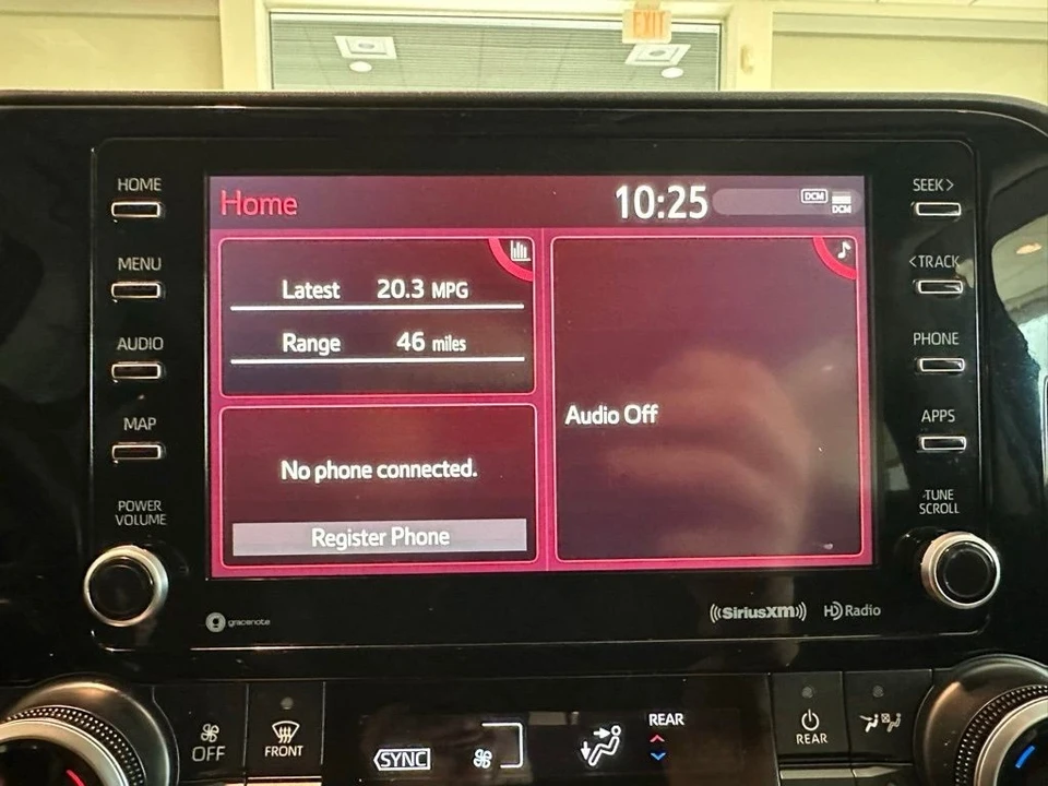 2021 Toyota Highlander - Image 19 of 21