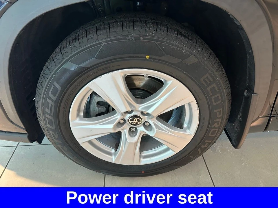 2021 Toyota Highlander - Image 6 of 12
