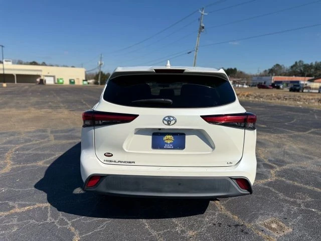 2021 Toyota Highlander - Image 14 of 21