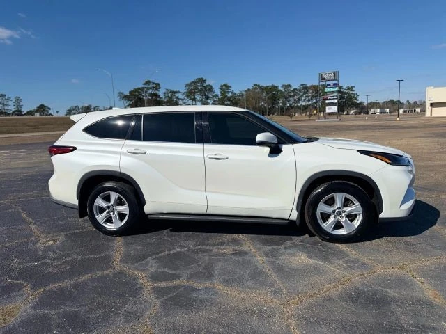 2021 Toyota Highlander - Image 3 of 21