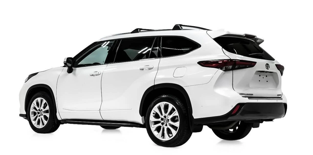 2021 Toyota Highlander - Image 4 of 12