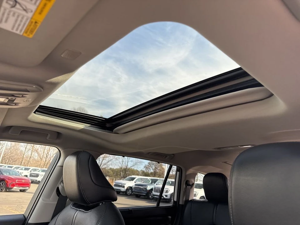 2021 Toyota Highlander - Image 12 of 12